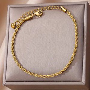 18k Gold Twisted Rope Anklet/Bracelet